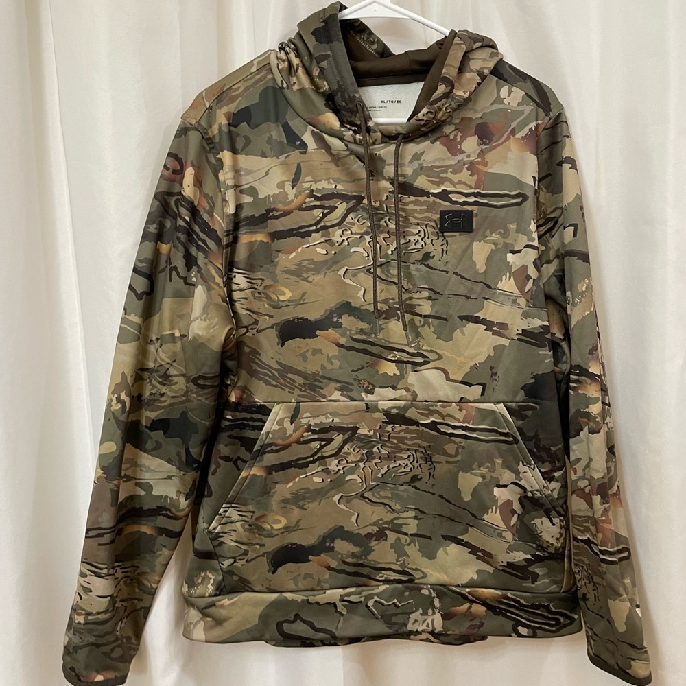 Under Armour hunting sweatshirt